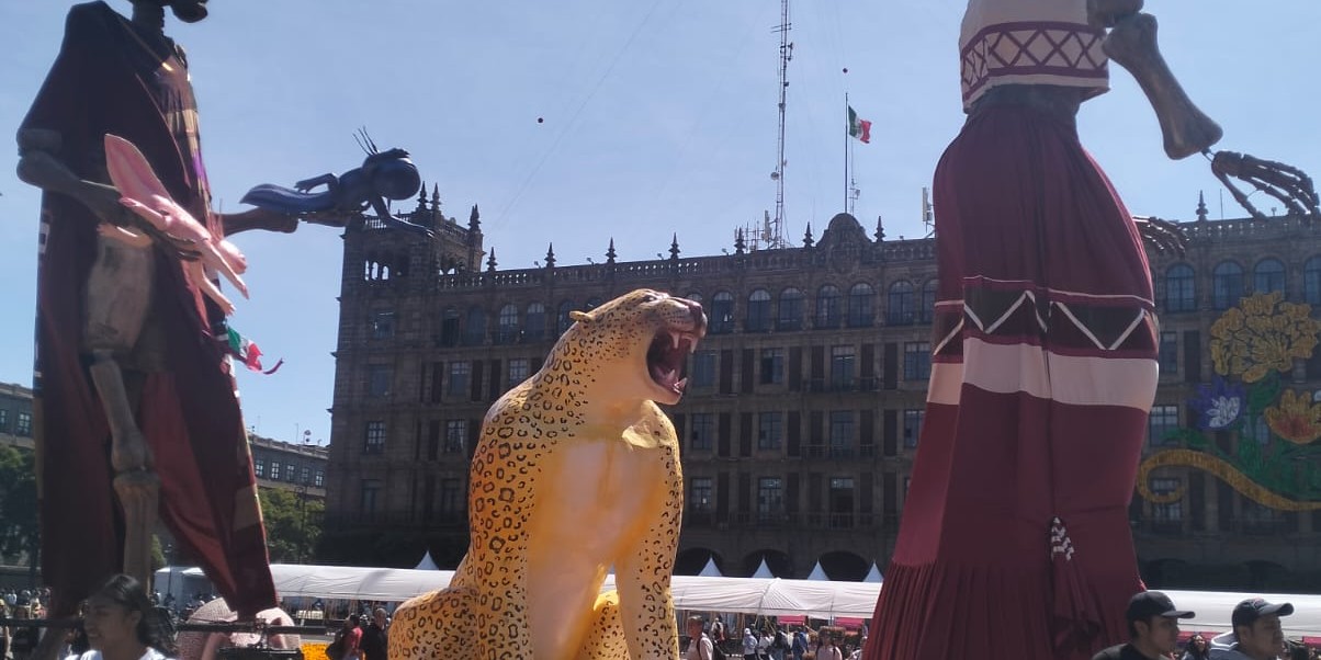 Clientes felices en la playa